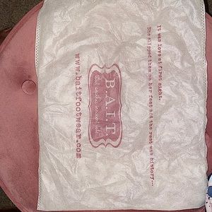 Iconic Pink Pin up shoes